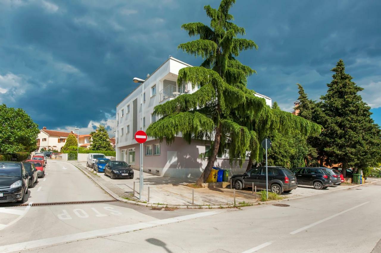 Apartment Canna Rovinj Exterior foto
